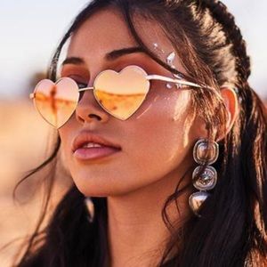 NWT quay heartbreaker sunglasses